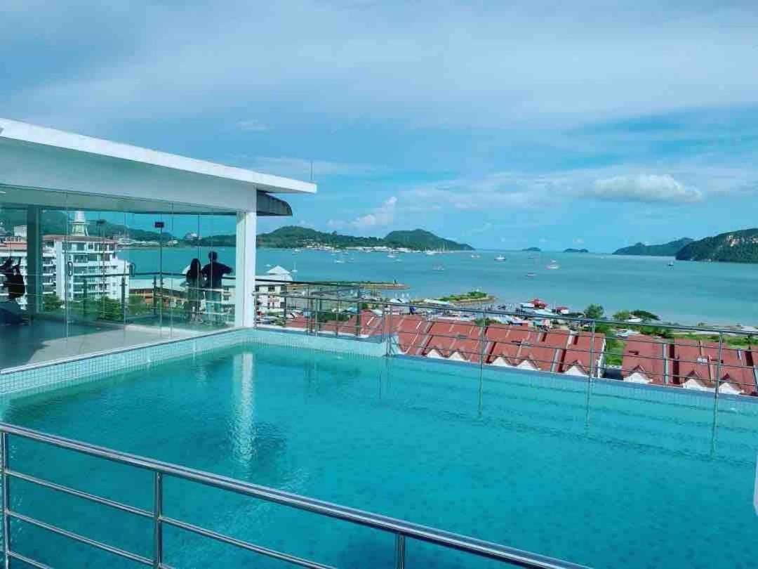 Bayu Simfoni Lavender sea — 4-Star Luxury Hotel in Kuah, Malaysia