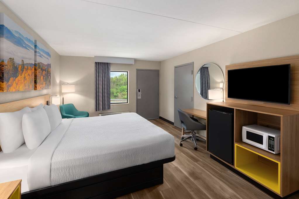Days Inn by Wyndham Chattanooga Lookout Mountain West - photo 23