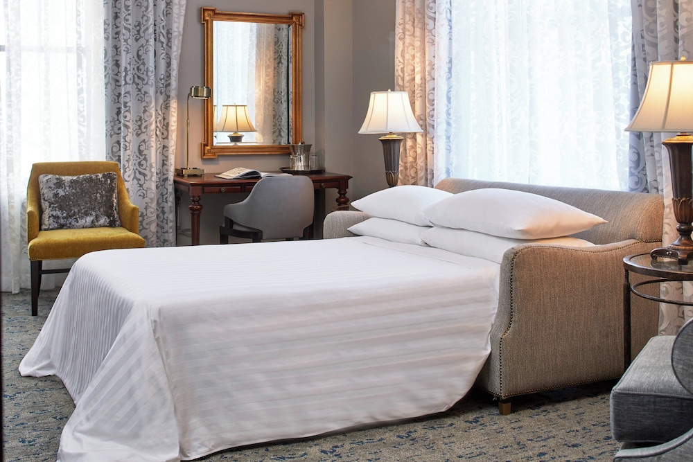 The Battle House Renaissance Mobile Hotel & Spa - photo 21