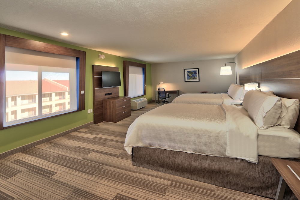Holiday Inn Express Socorro by IHG - photo 18
