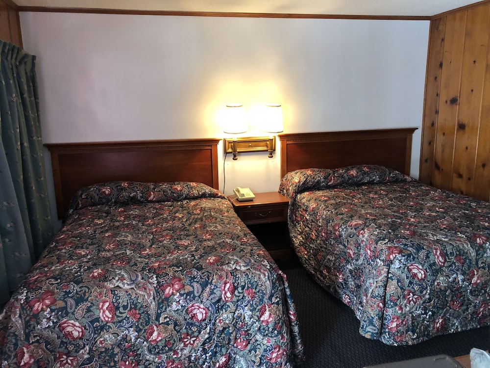 Sun 'N Snow Hotel - photo 27