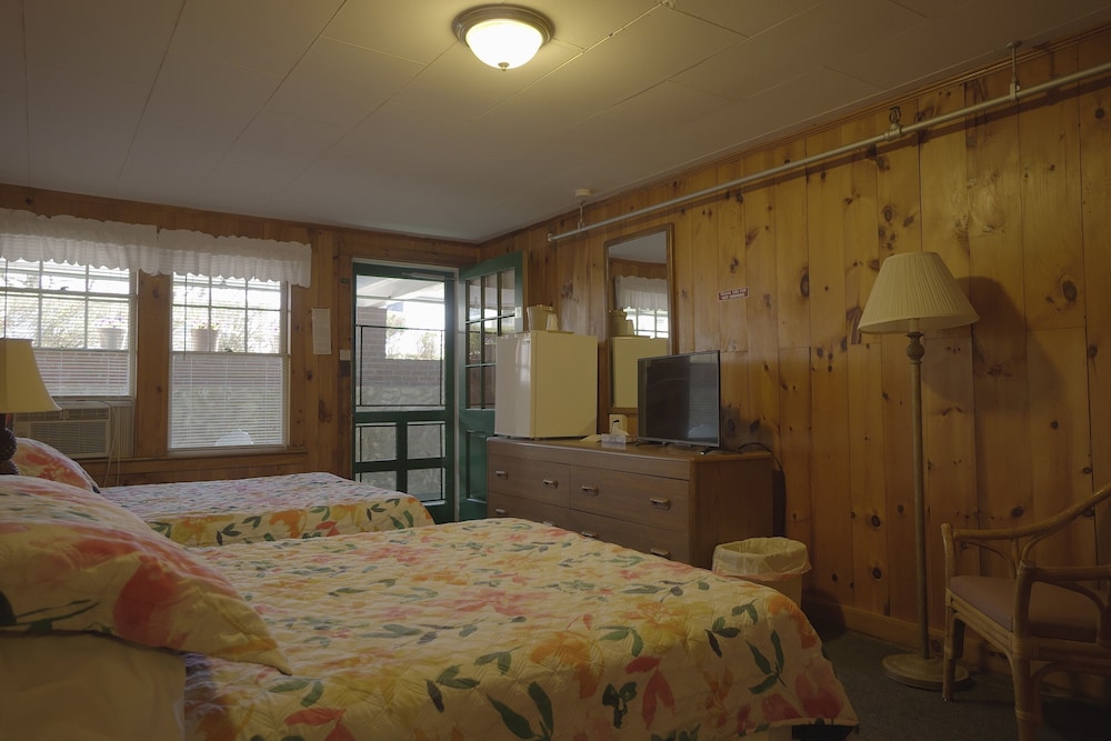 Betty Doon Hotel - photo 18