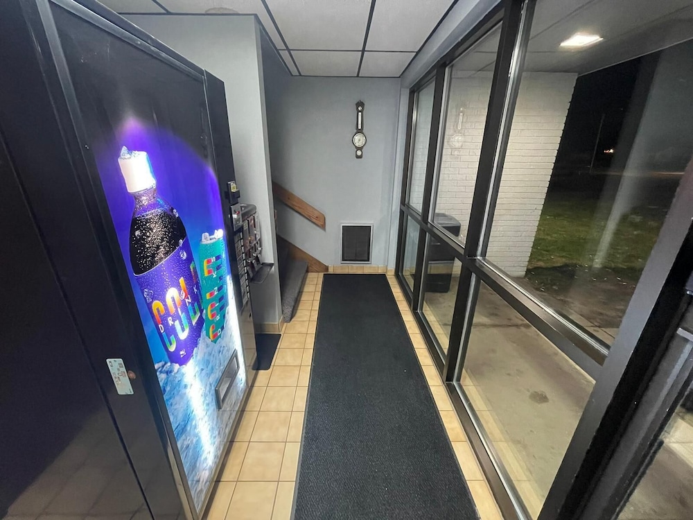 Belgium Inn & Suites - photo 2
