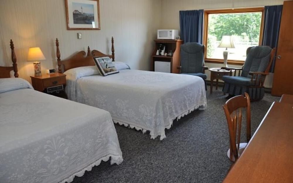 Towne Lyne Motel - photo 12