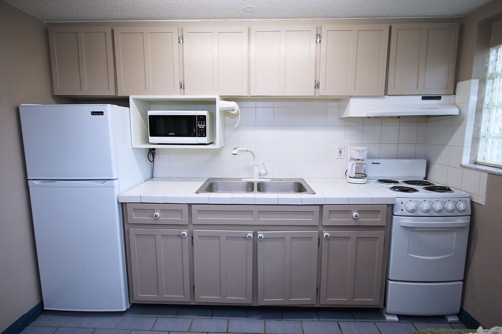 Whispers Resort By Affordable Beach Condos - photo 30