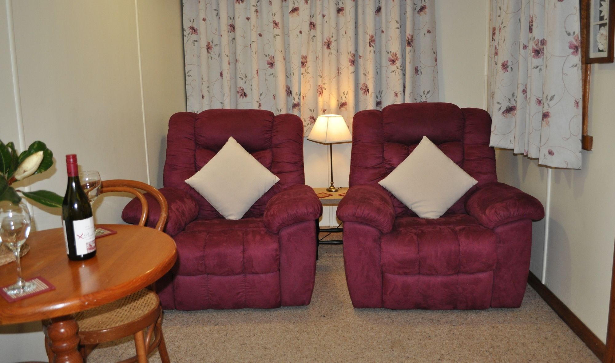 Sharonlee Strahan Villas