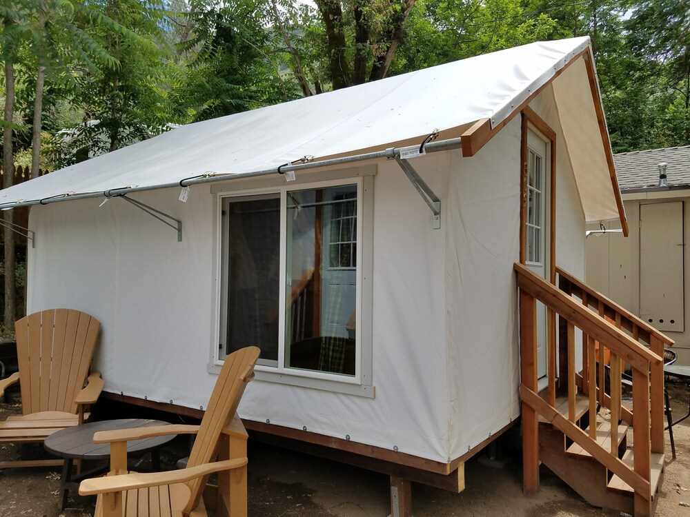 Indian Flat RV Park Tent Cabins & Cottages - photo 32