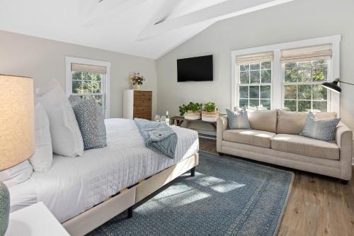 Lamberts Cove Inn - photo 12