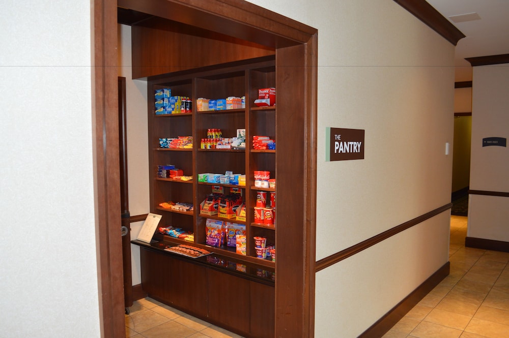 Staybridge Suites Milwaukee West Oconomowoc by IHG - photo 64