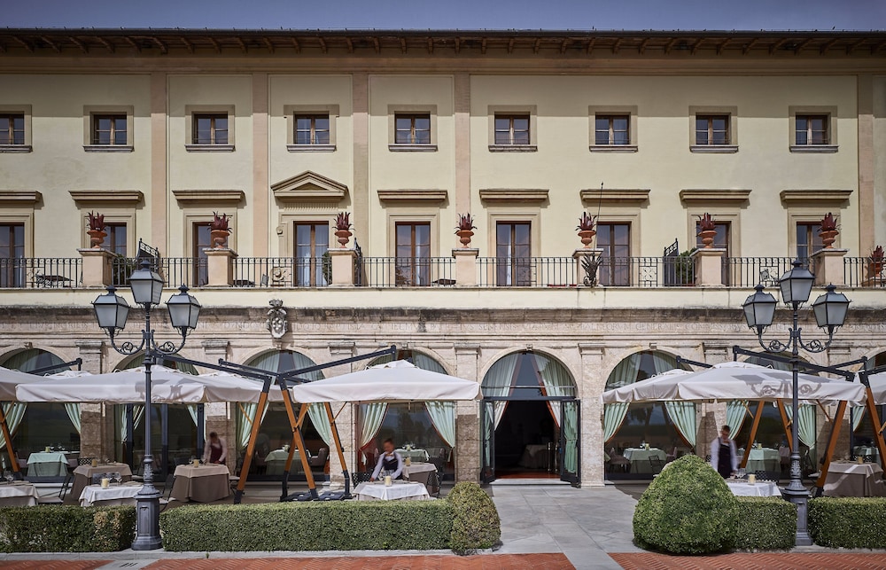 Fonteverde Lifestyle & Thermal Retreat in San Casciano Dei Bagni, Italy