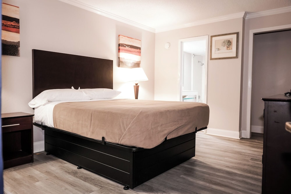 Riverside Inn & Suites by OYO Danville Ceaser Casino - photo 8