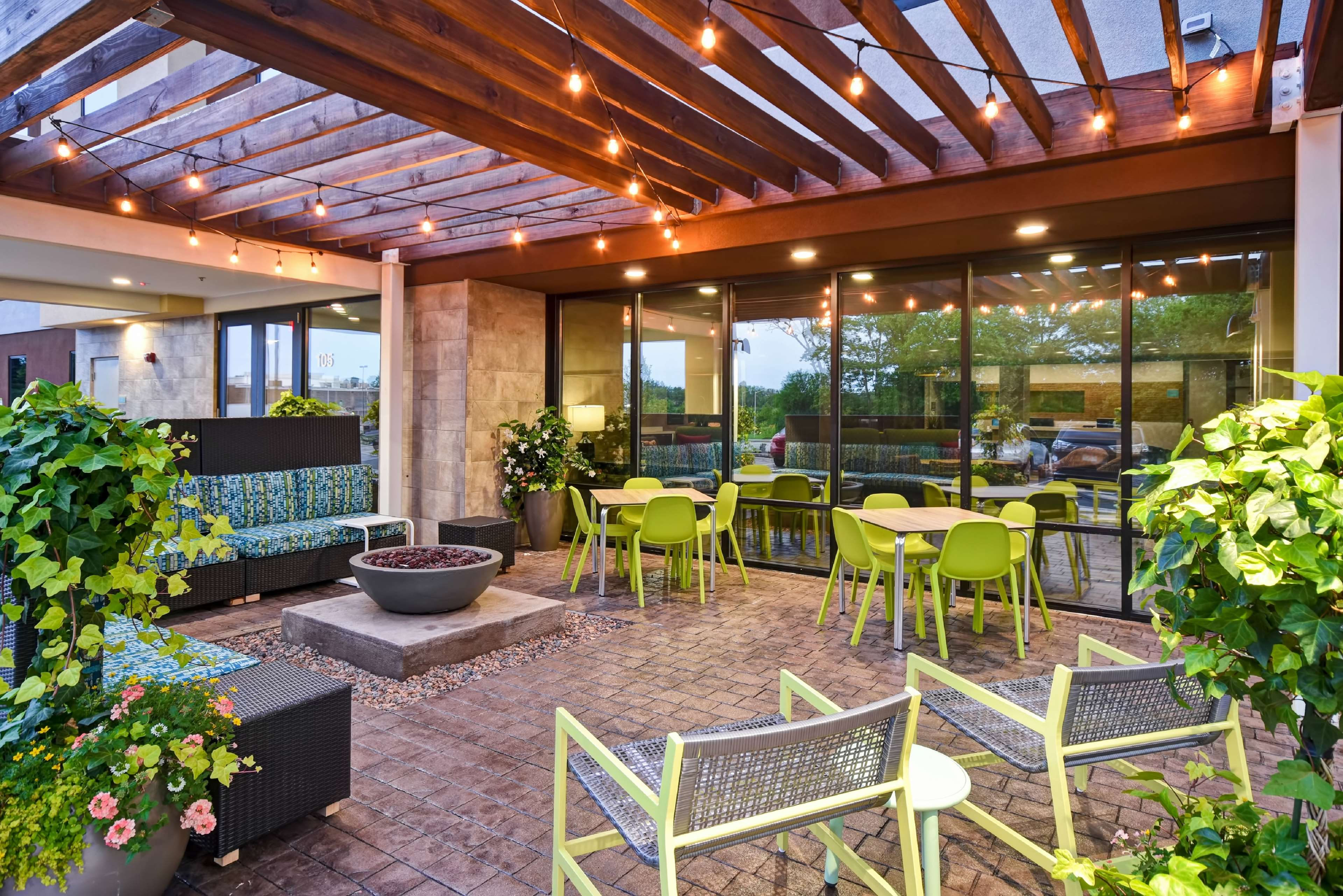 Home2 Suites by Hilton Frankfort - photo 4