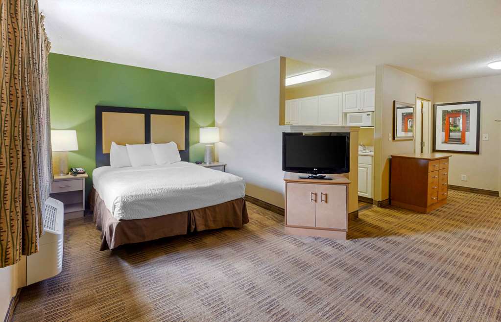 Extended Stay America Select Suites Raleigh RTP 4610 Miami B - photo 16