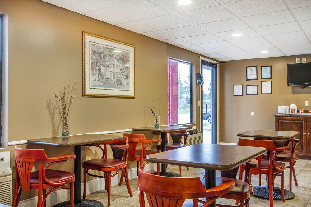 Rodeway Inn & Suites Fort Rucker - photo 9