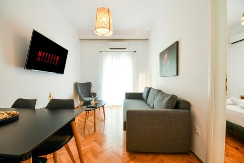 Thessaloniki Center Comfortable Apartment — 4-Star Luxury Hotel in Thessaloniki, Greece