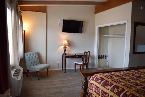 Butterfield Stage Motel - photo 2