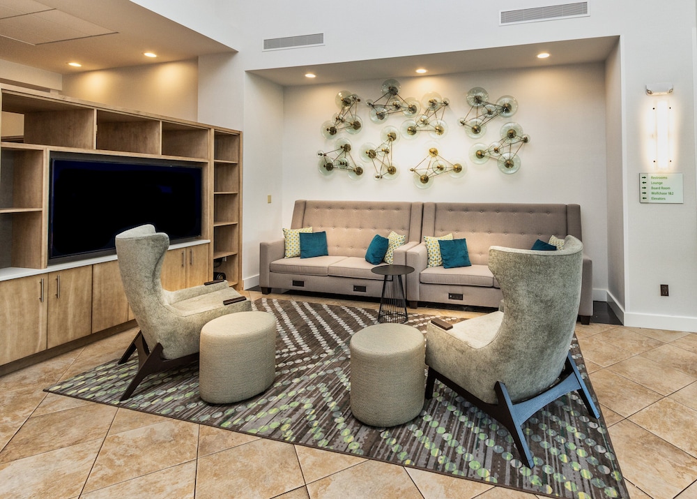 Holiday Inn Hotel & Suites Memphis Wolfchase Galleria by IHG - photo 4