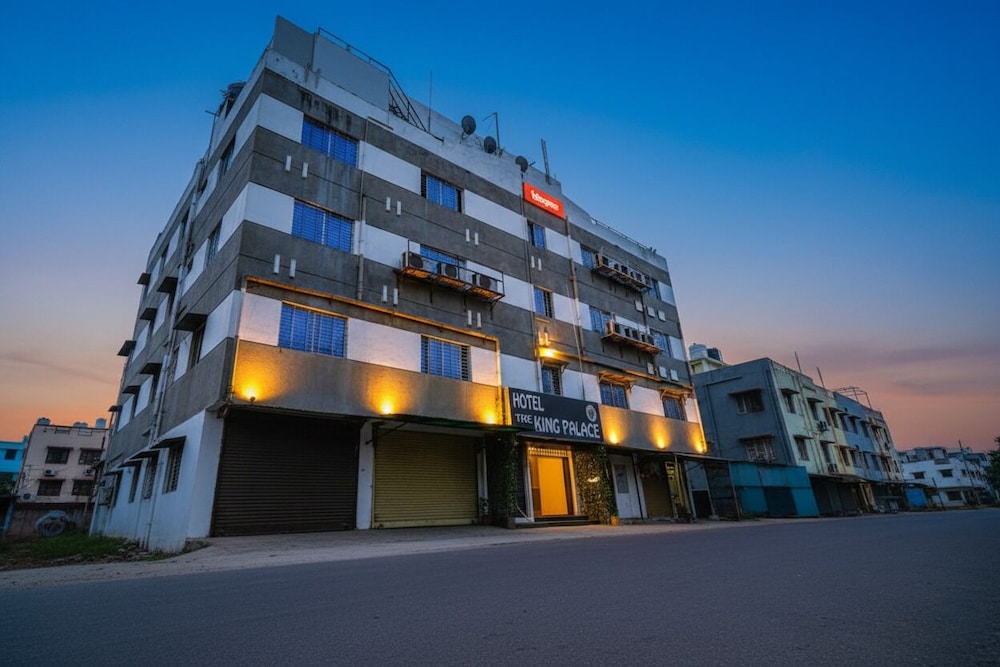 FabHotel The King Palace - last minute hotel in Indore