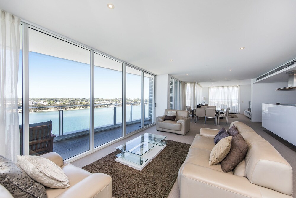 Bridgepoint 1005 — 4-Star Luxury Hotel in Mandurah, Australia