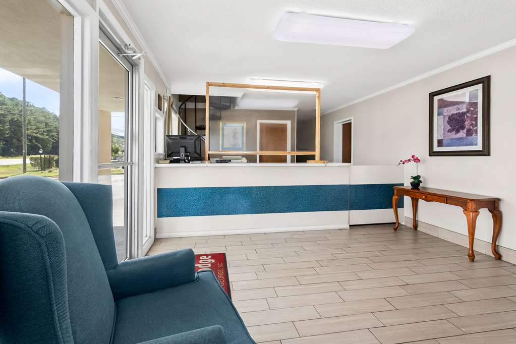 Econo Lodge St. George - photo 9