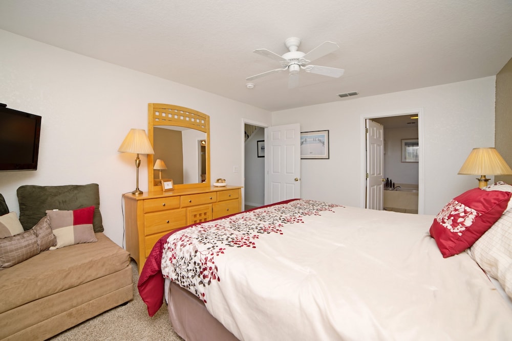 204Glen - photo 3