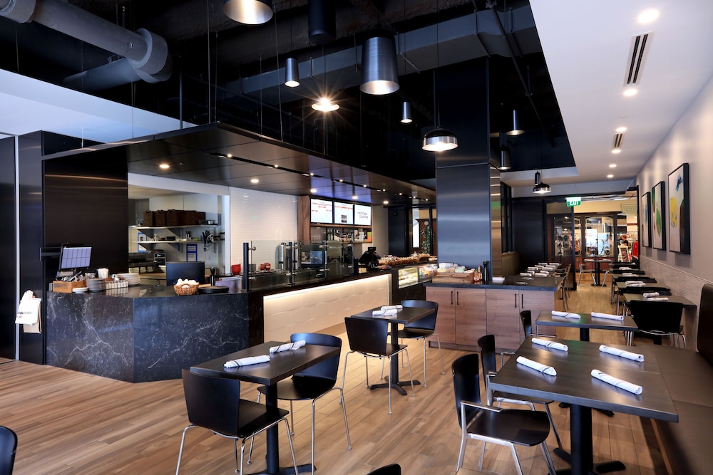 Amway Grand Plaza Curio Collection by Hilton - photo 57