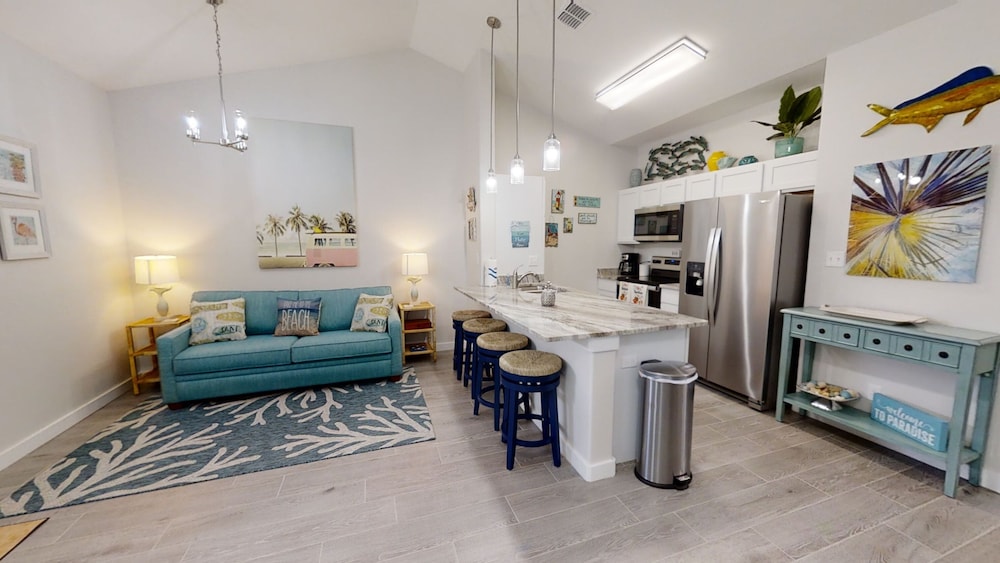 Dos Dorados 15121 in Corpus Christi, United States