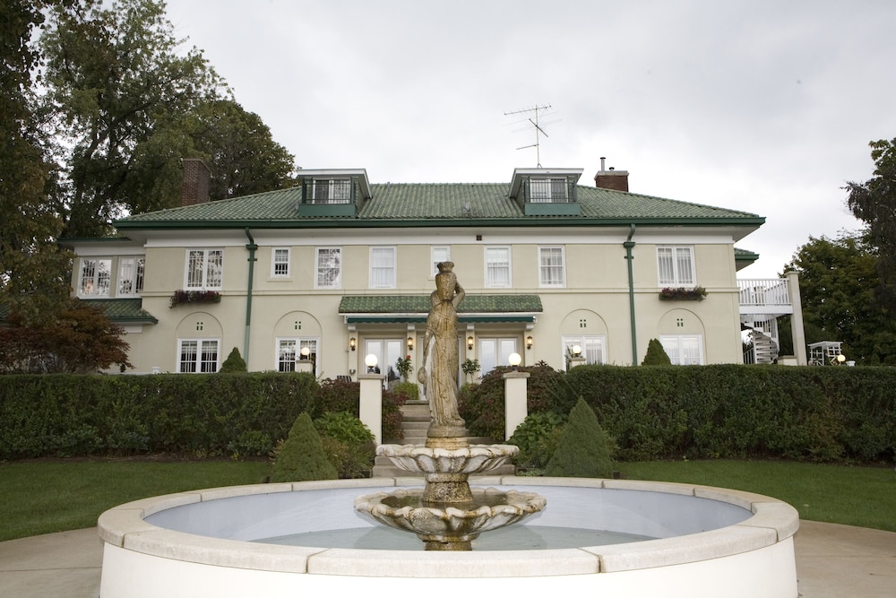 The Belvedere Inn & Restaurant - photo 61
