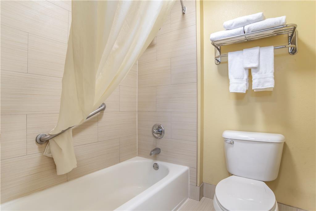 Best Western Plus Bessemer Hotel & Suites - photo 14