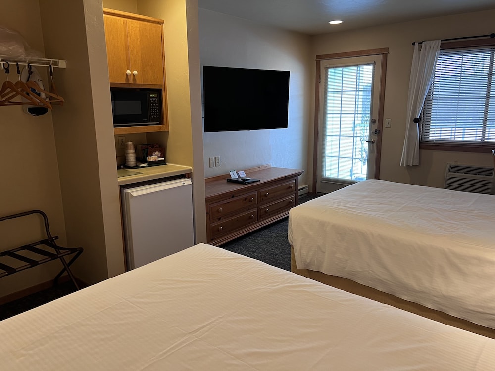 Homestead Suites Fish Creek - photo 28