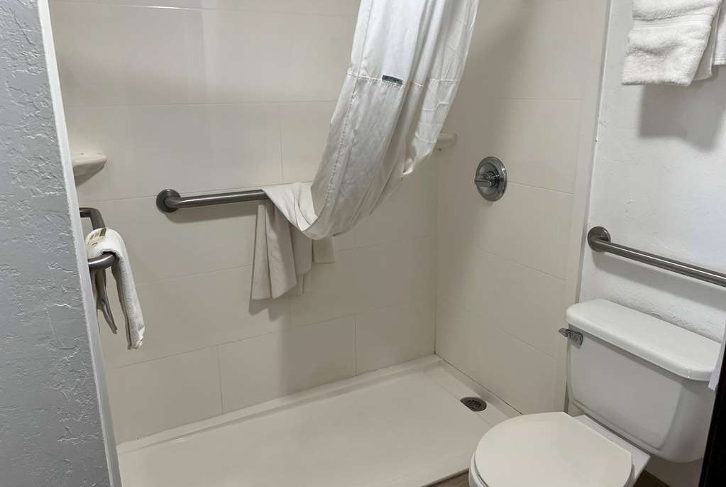 Days Inn by Wyndham El Reno - photo 16