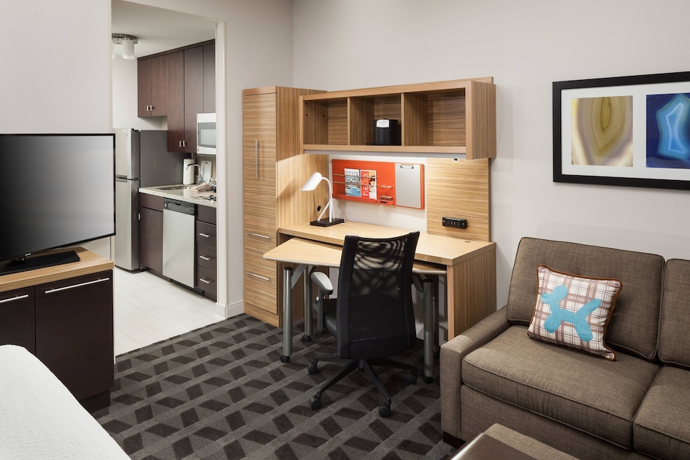 TownePlace Suites by Marriott Orlando at SeaWorld - photo 6