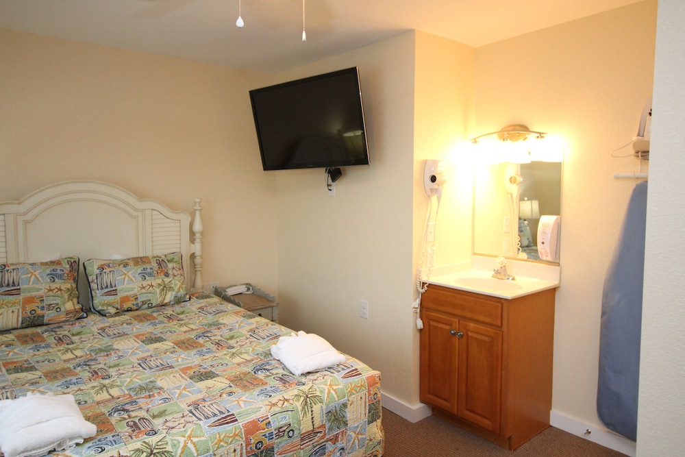 Fin 'n Feather Waterside Inn By Kees Vacations - photo 4