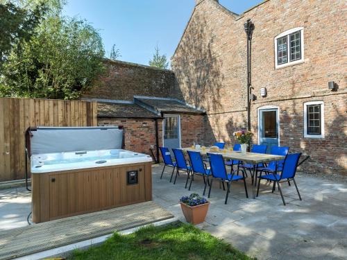 Islington Hall — 4-Star Luxury Hotel in Terrington Saint John, United Kingdom