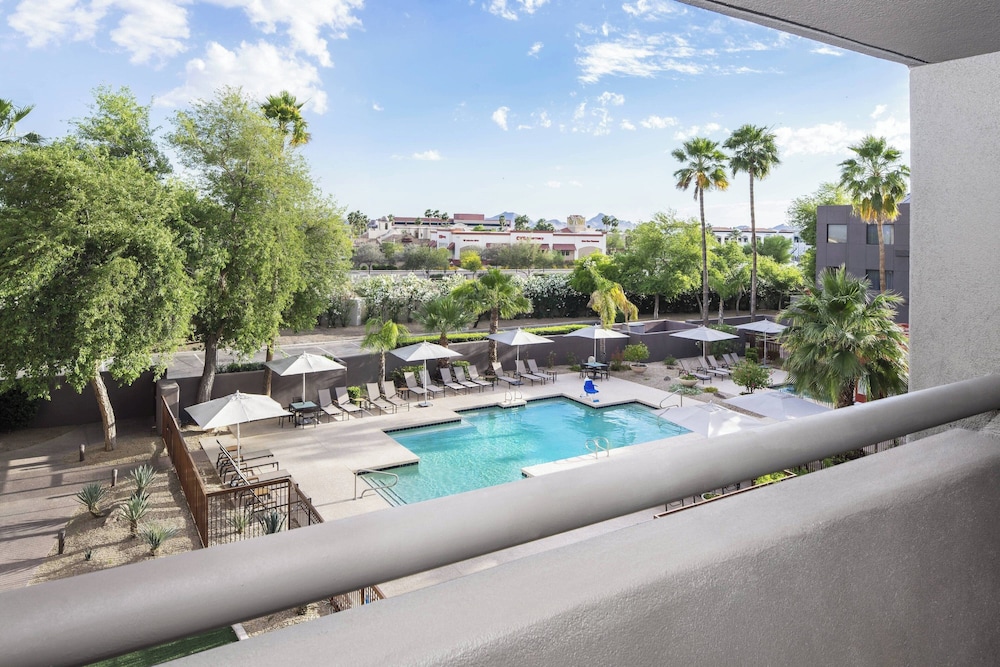 Courtyard by Marriott Scottsdale North - photo 13