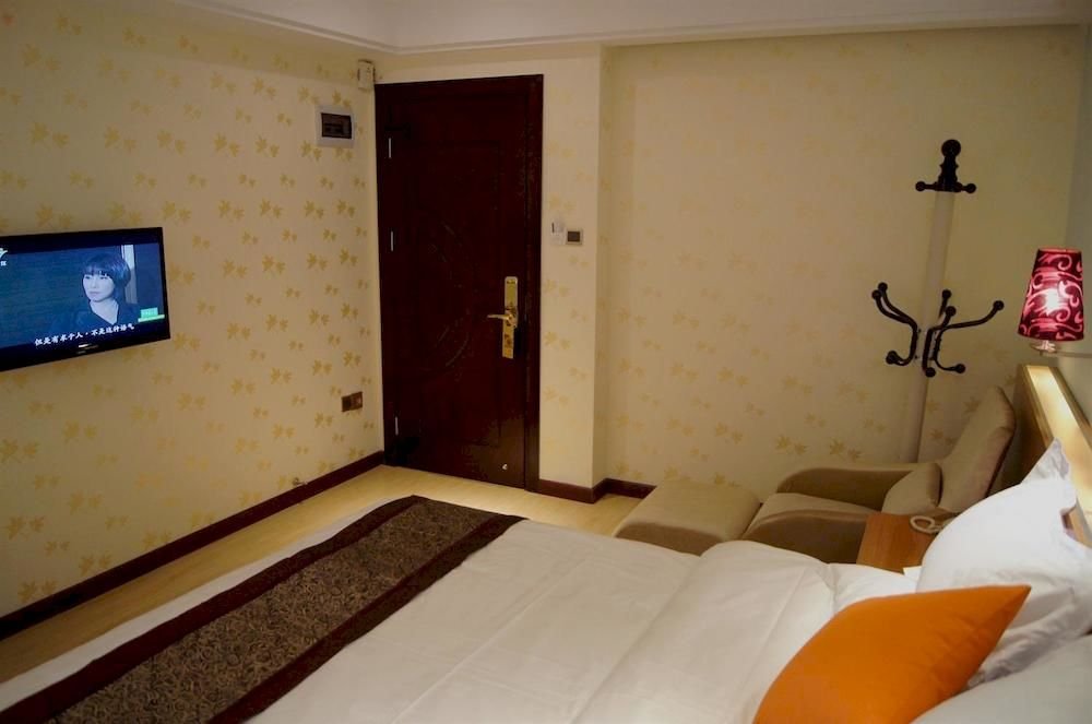 Jinlv Hotel — hotel in Licheng