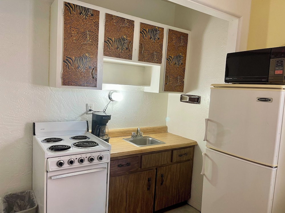Ocean Holiday Motel - photo 16