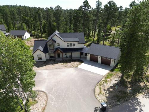 The Juniper Hot tub in Lead, United States