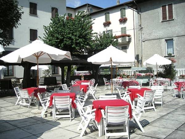 Hotel Ristorante Combolo — Teglio