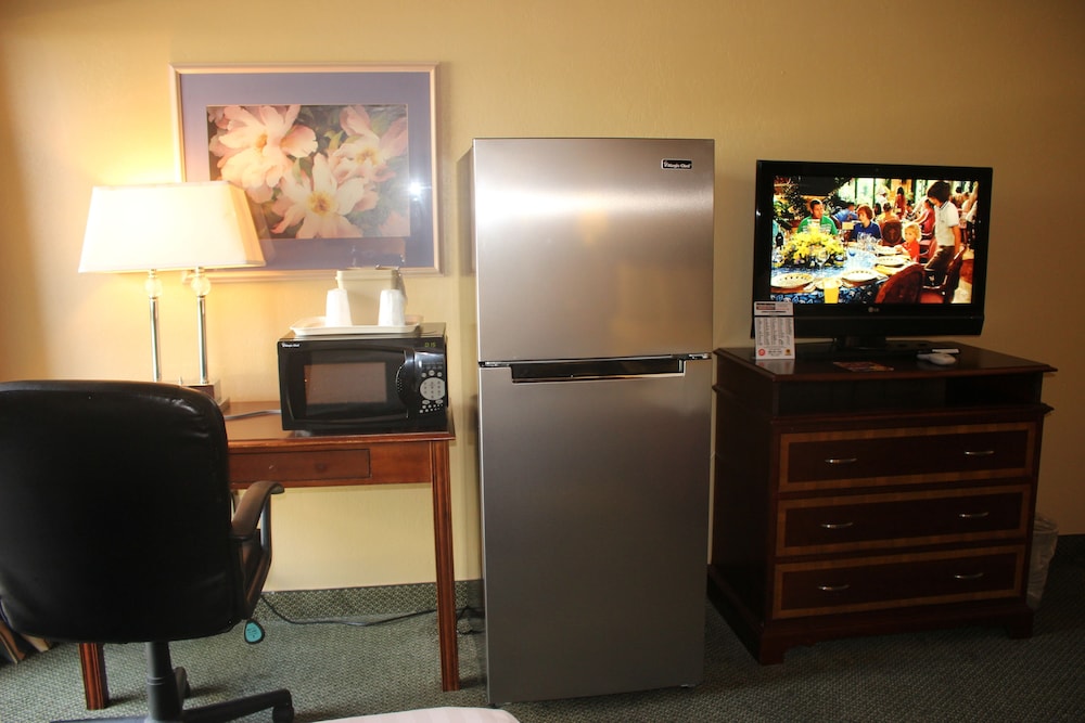 Baymont by Wyndham Amarillo West Amarillo - photo 12