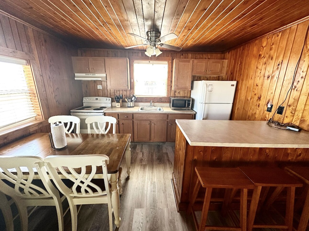 SandSpur Ocean Cottages - photo 36