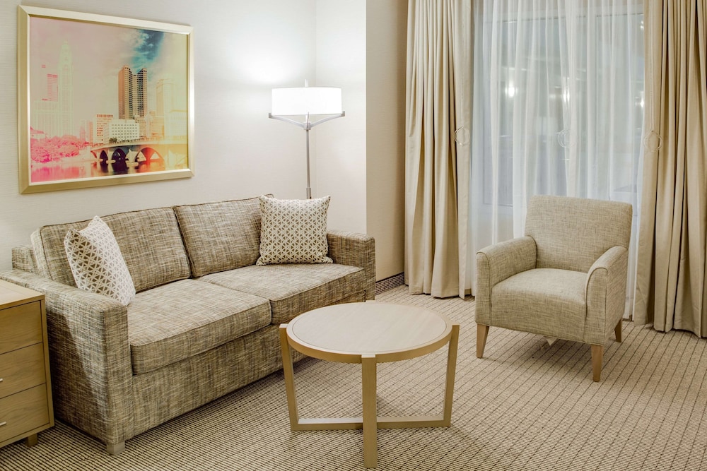 Embassy Suites by Hilton Columbus Dublin - photo 14