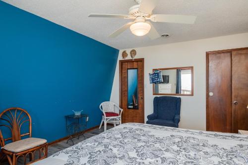 Divine Intervention by Oak Island Accommodations - photo 28