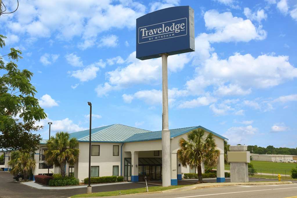 Travelodge By Wyndham Montgomery East — Montgomery