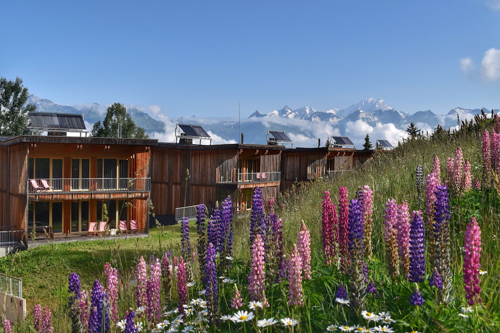 Aiguille Grive Chalets Hôtel - last minute hotel in Bourg-Saint-Maurice