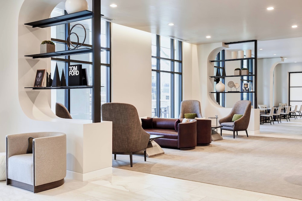 AC Hotel by Marriott Charlotte SouthPark - photo 4