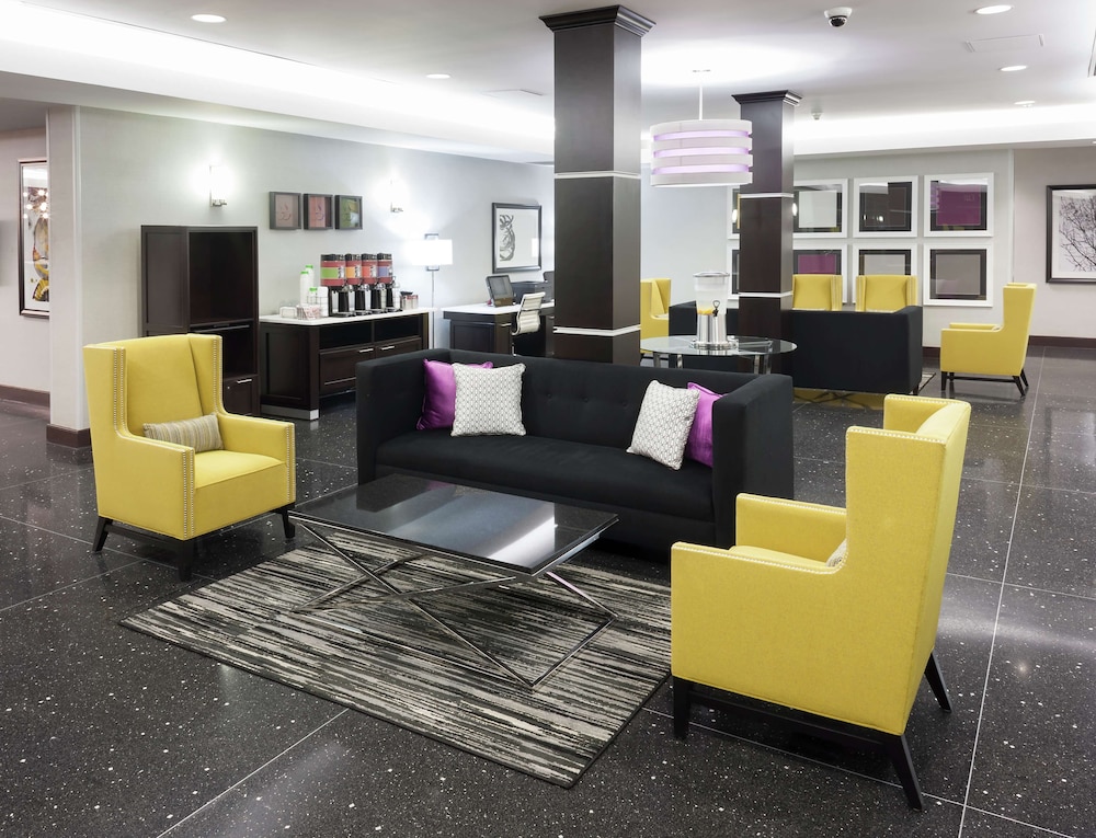 Hampton Inn San Diego Downtown - photo 4