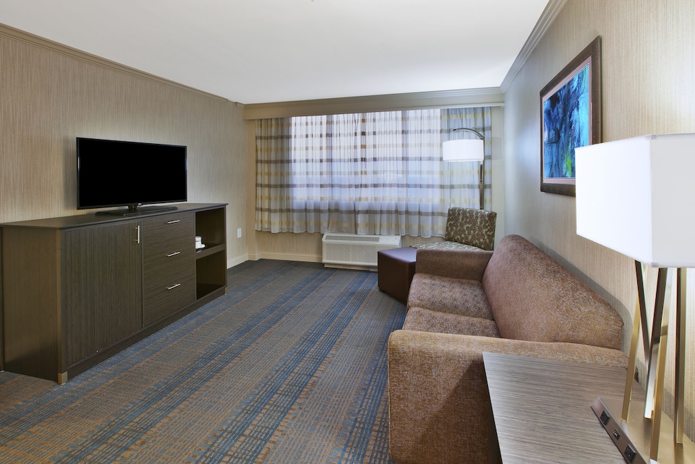 Holiday Inn Columbus Dwtn Capitol Square by IHG - photo 21