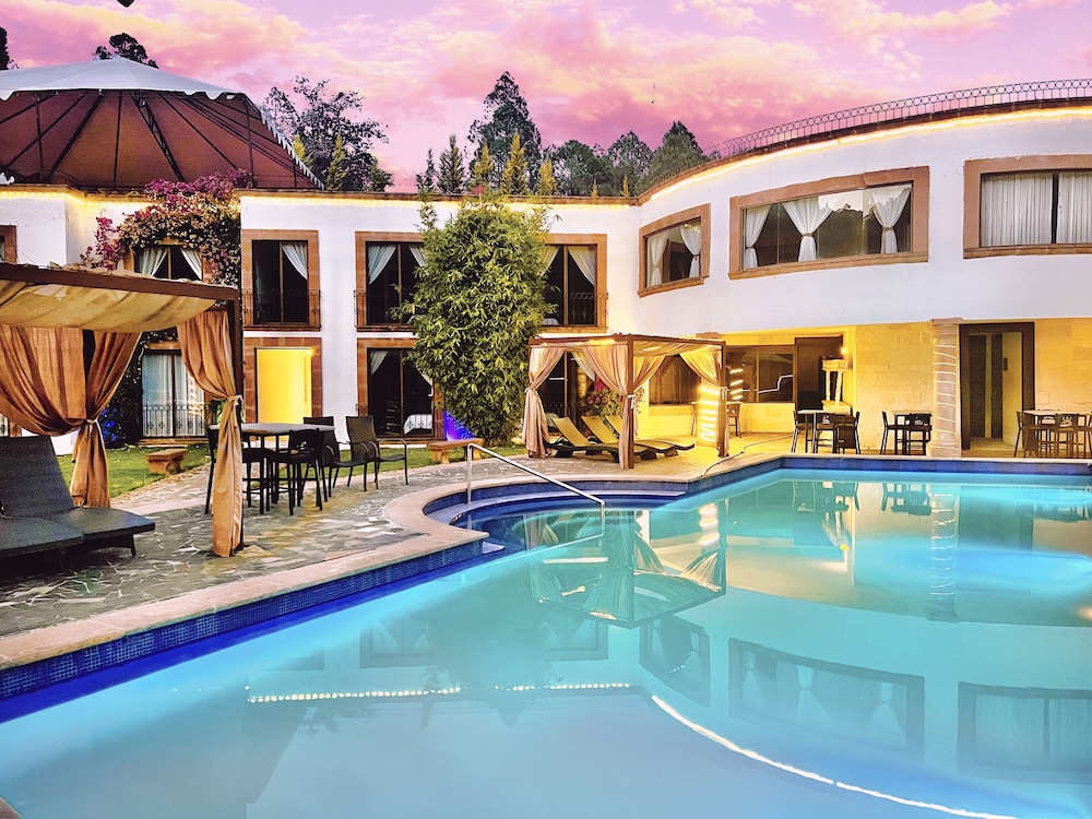 Hotel And Suites Mansion San Antonio — Tlalpujahua De Rayon