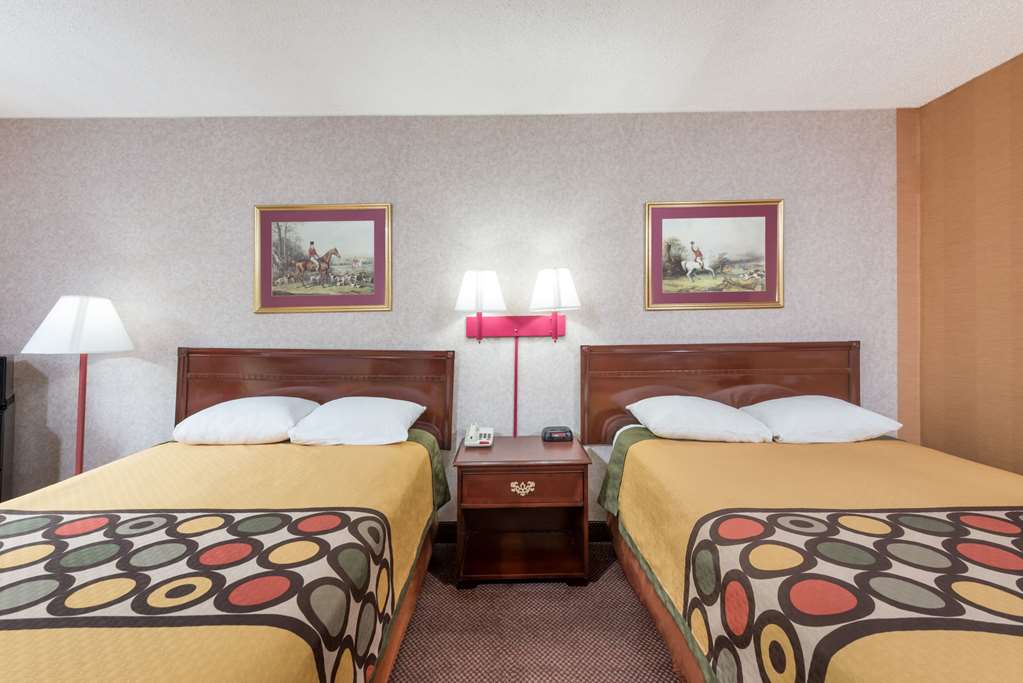 Super 8 by Wyndham Hancock MD - photo 3